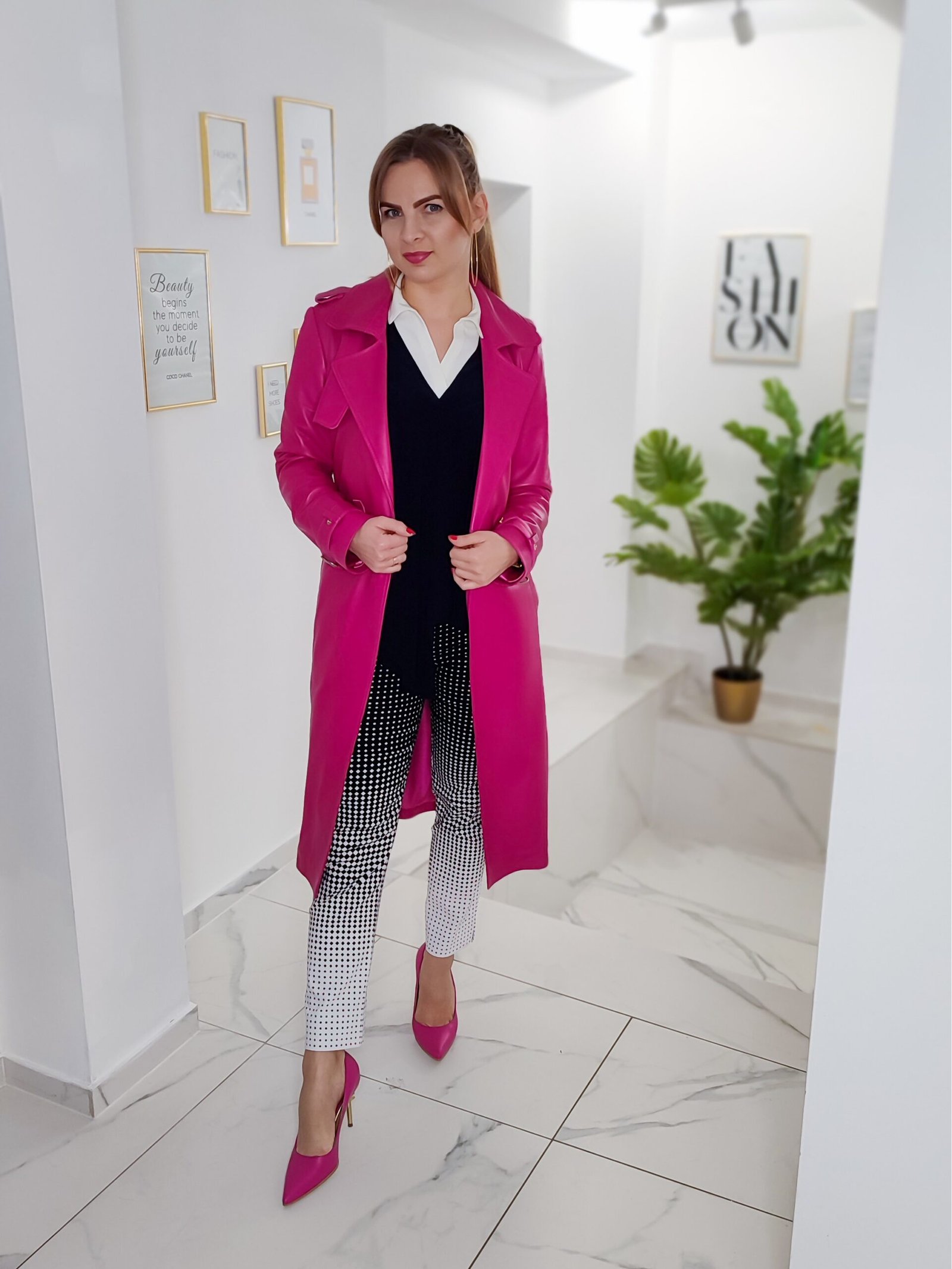 PLASZCZ-SKORZANY-KROTKI-ROZOWY-2 PŁASZCZ SKÓRZANY KRÓTKI RÓŻOWY